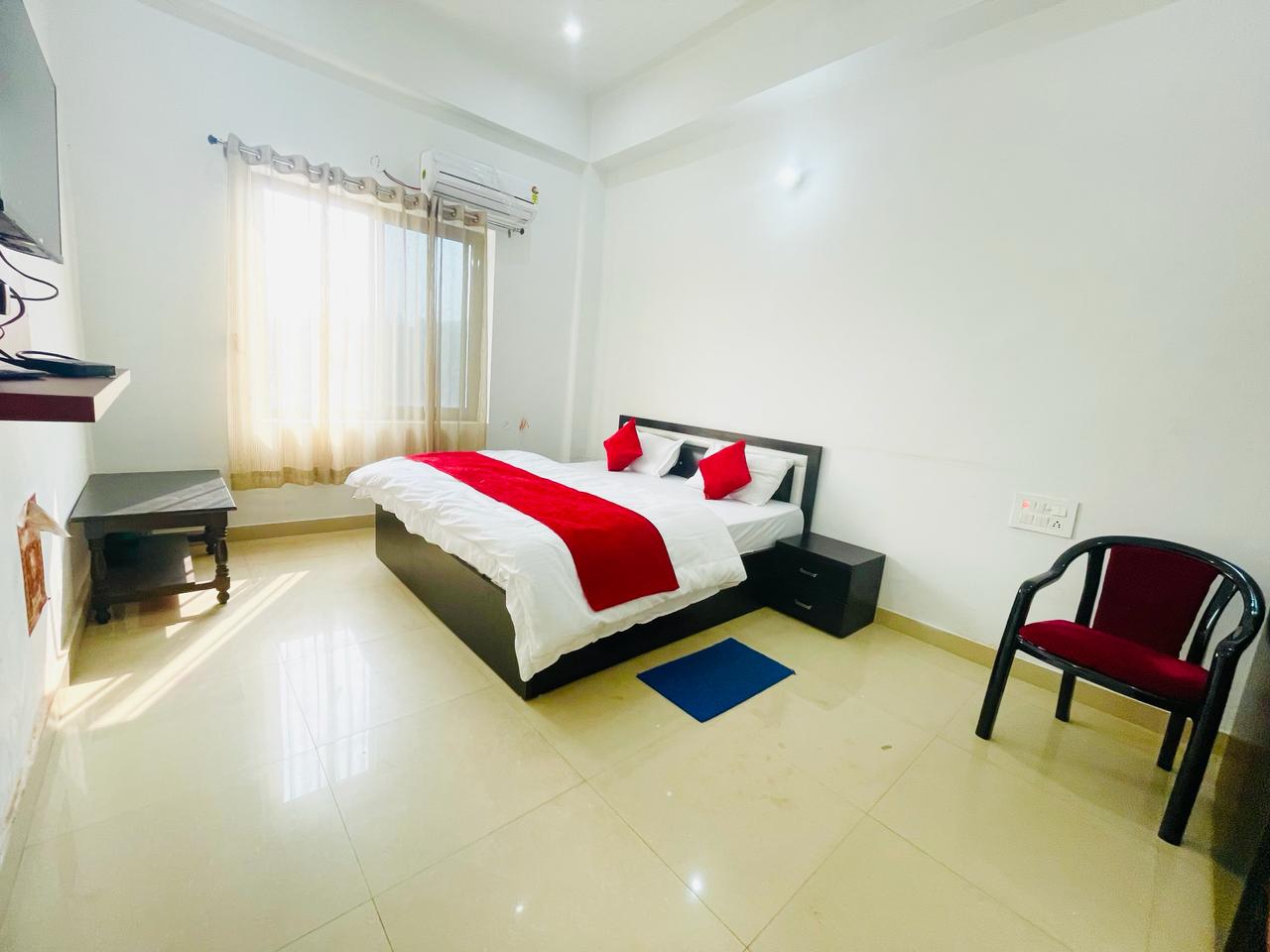 Deluxe Rooms in Ayodhya